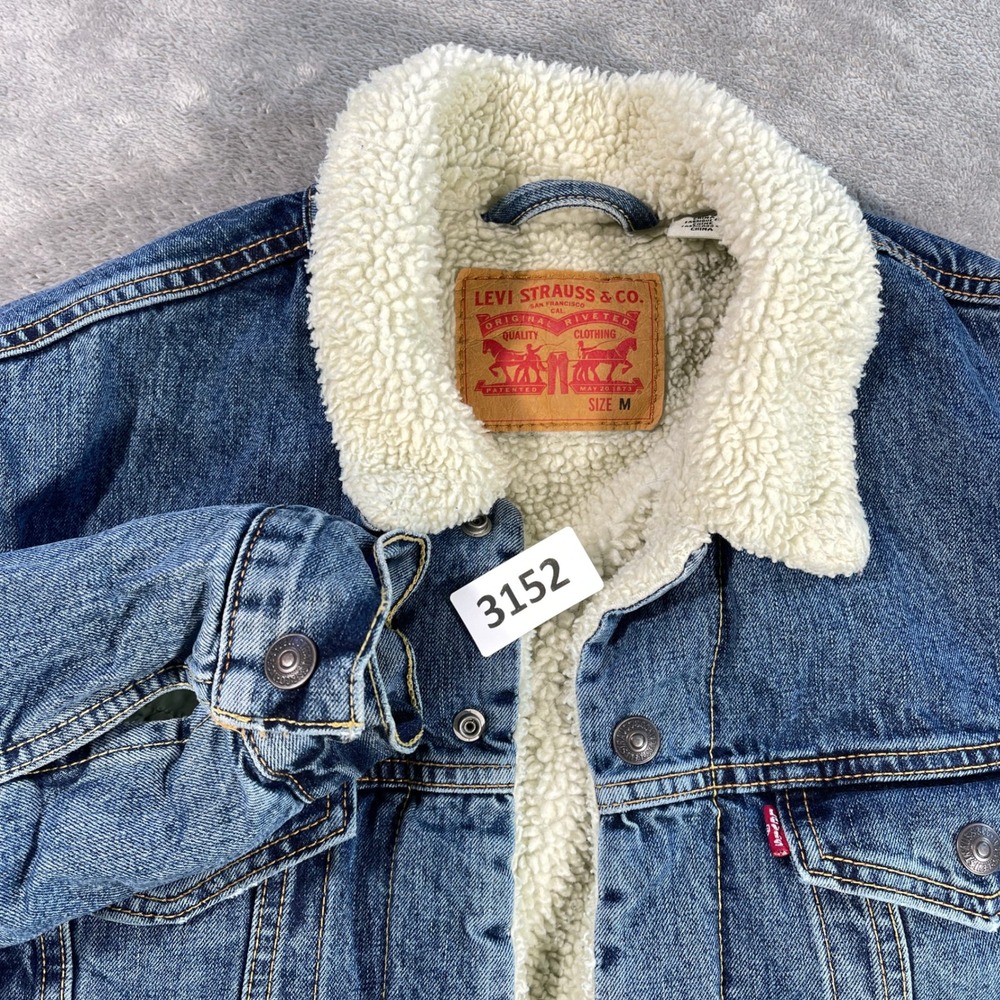 Levi's Sherpa Lined Denim Trucker Jacket Women‎ Size M Blue Medium Wash